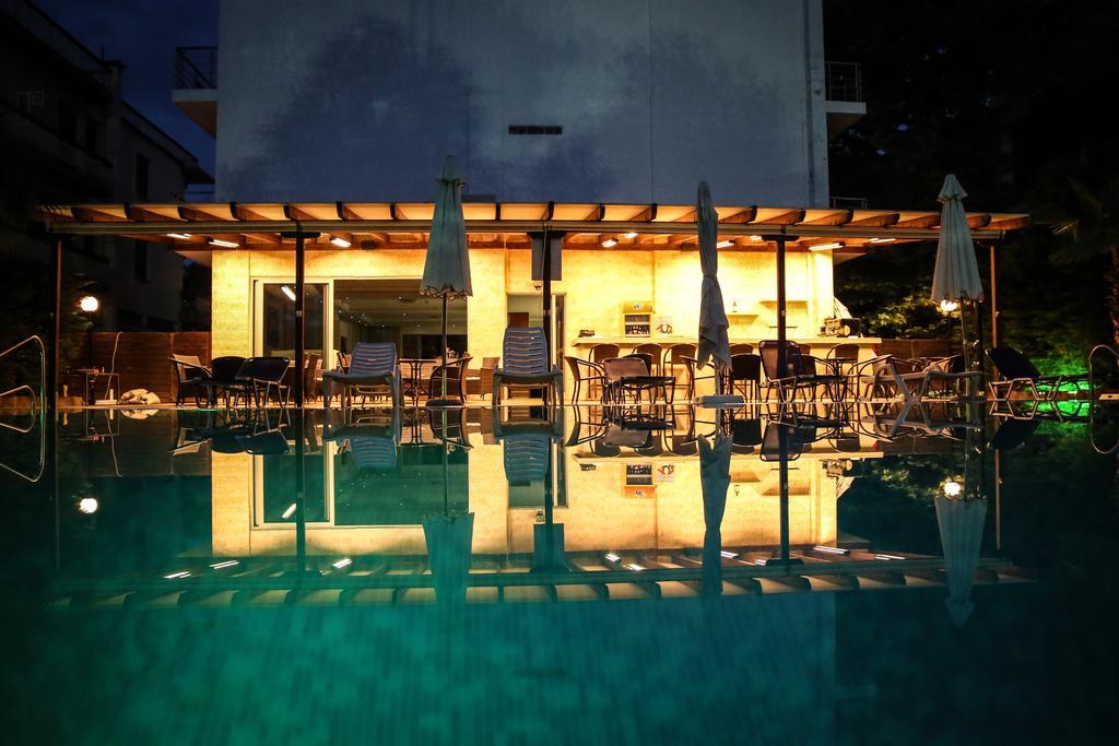 Hotel Ena Loutra Ipatis Exterior photo
