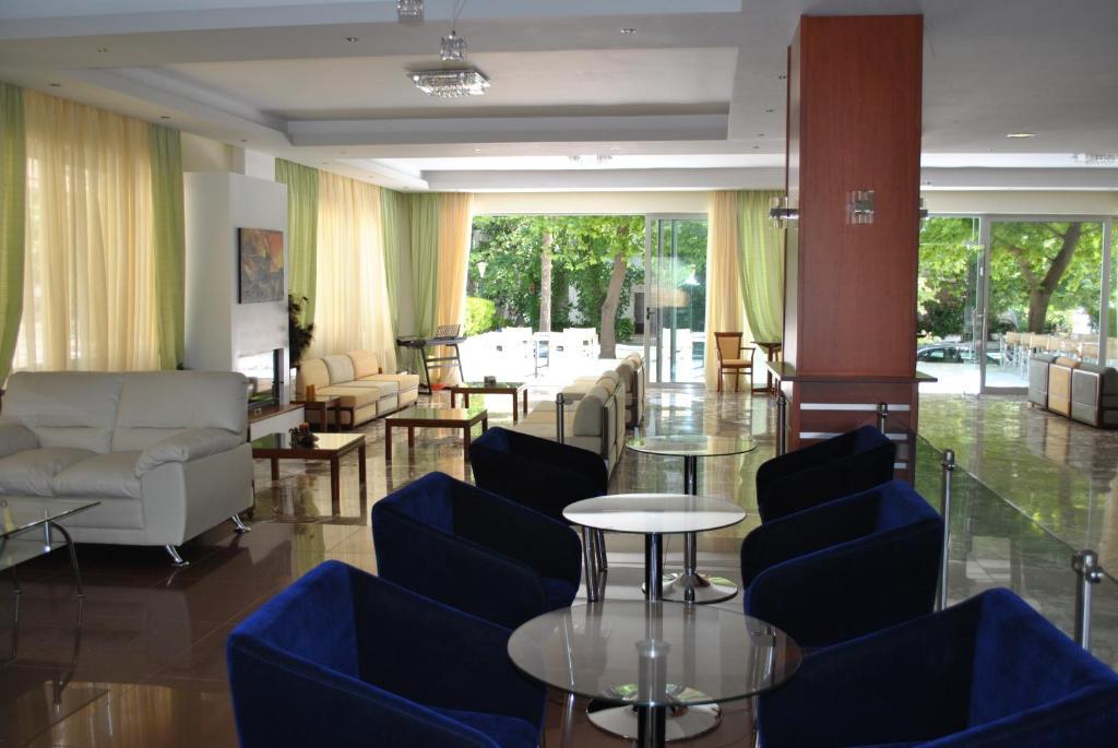 Hotel Ena Loutra Ipatis Exterior photo